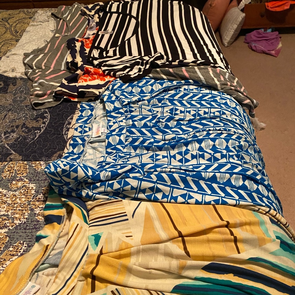 Lularoe plus size shirt & skirts bundle